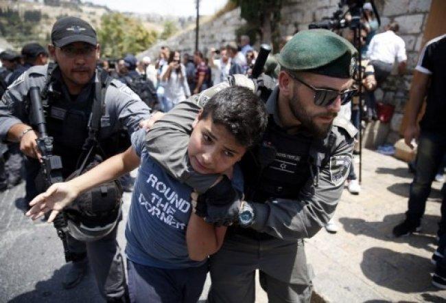 دراسة: انتهاكات الاحتلال بحق أطفال القدس ترقى إلى جرائم اضطهاد